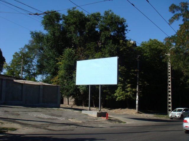 Щит 6x3,  ул.Ю.Савченко, 72