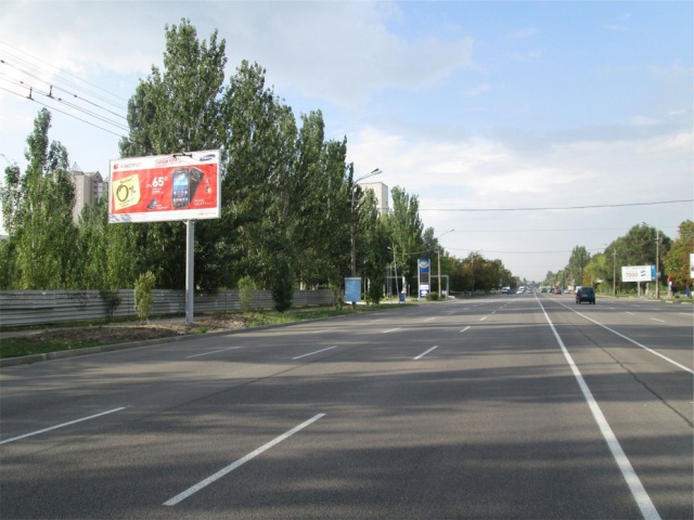 Щит 6x3,  ул.Набережная Победы,40А, в центр