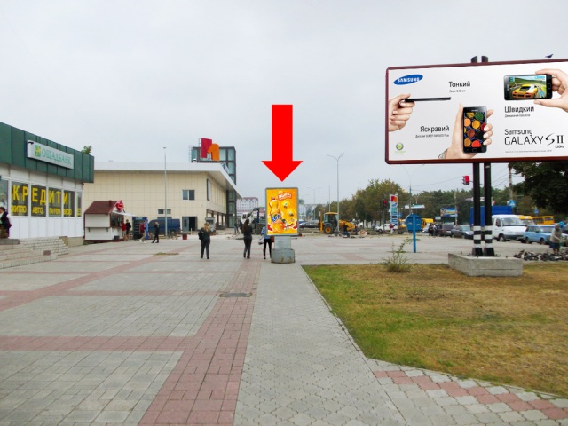Сітілайт 1.2x1.8,  Харьковская ул., возле "Ощадбанку"