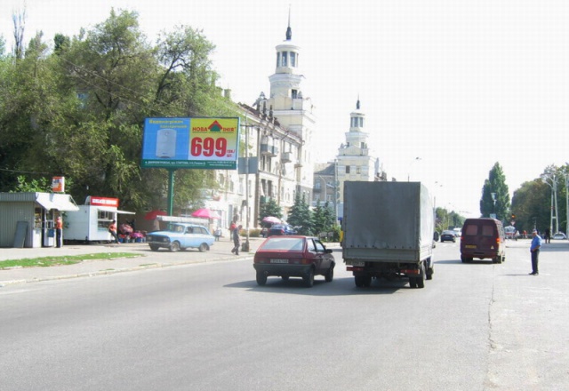 Щит 6x3,  Ул. Криворожская, 16, Перед Перекрёстком С Ул. Рабочей, Центральная Проходная Юмз