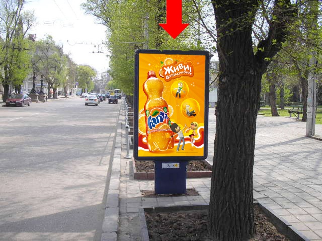 Сітілайт 1.8x1.2,  Ленина ул., возле Дома офицеров "ЧФ"