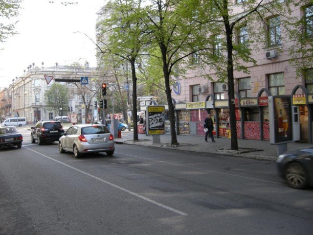 Сітілайт 1.2x1.8,  Пр. Карла Маркса, 71/ул. Ленина, Банк