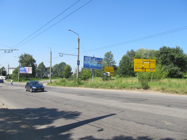 Щит 6x3,  Галицкая ул., дорога на Львов, из центра !!! Внимание, размер 2800х5970 мм !!!