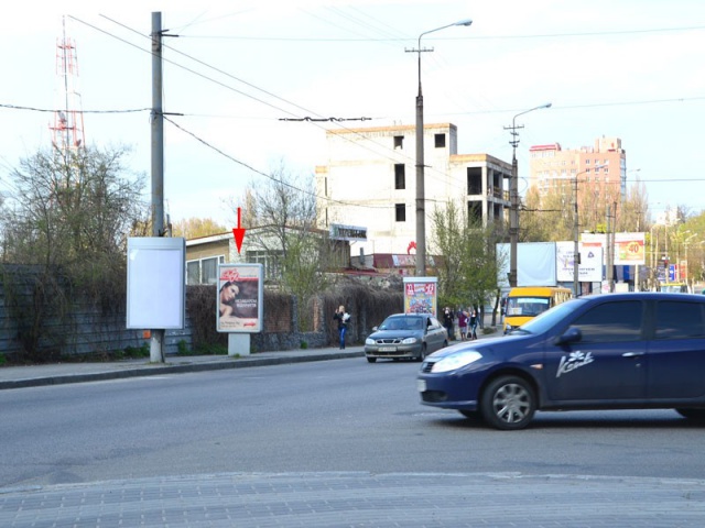 Сітілайт 1.2x1.8,  пр. Гагарина,  44 перекрёсток Лазаряна и Гагарина