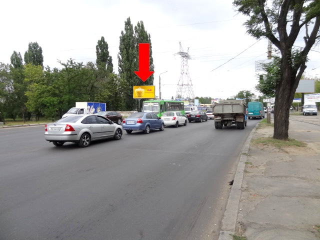 Щит 6x3,  Октябрьский пр-т / ул. Скороходова, возле АЗС, в центр