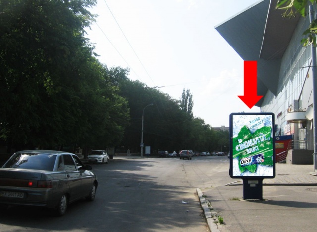 Сітілайт 1.8x1.2,  Проскуровская ул., 83, возле Торгового центра