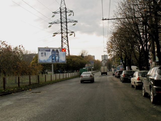 Призма 6x3,  пр.Кирова (Славутич) вверх, призма
